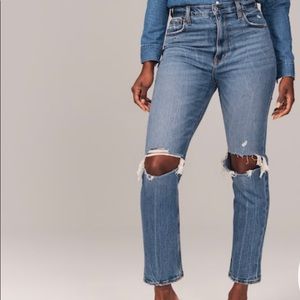 A&F Curve Love Ultra HighRise Ankle Straight Jeans